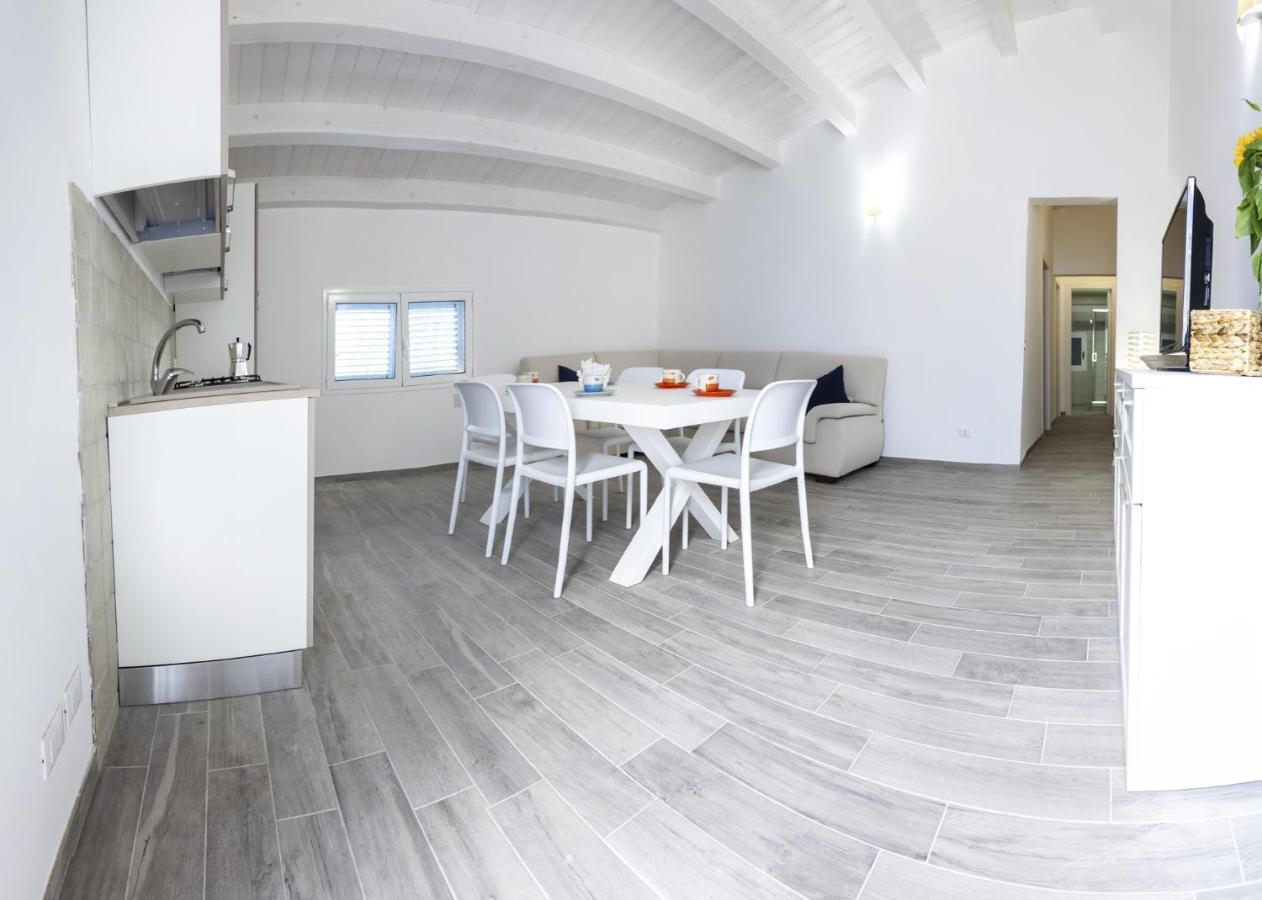 L'Ancora Holidays Пунта-Секка Экстерьер фото